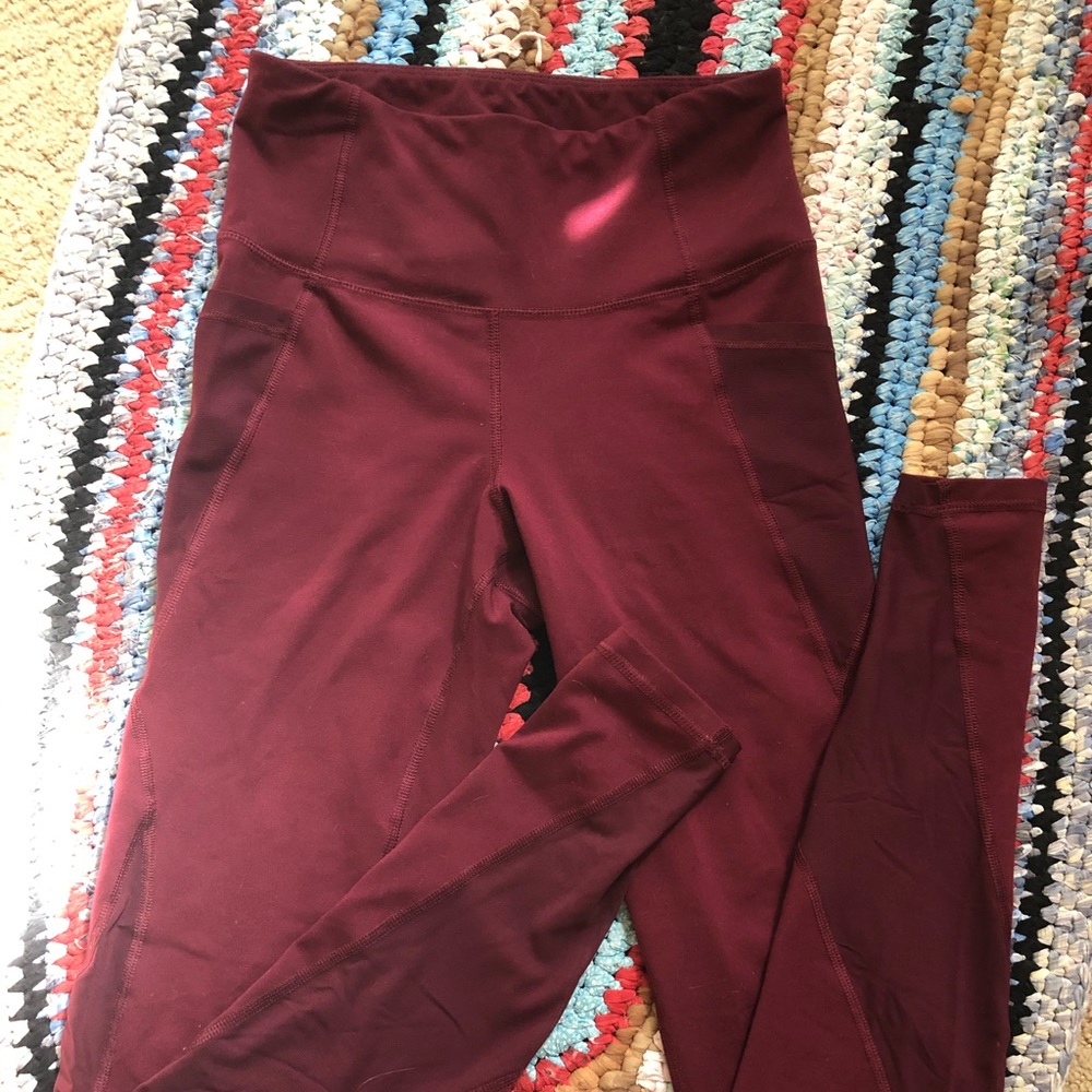 Old Navy Activewear High-rise Compression Leggings